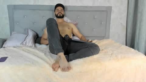 luke diaz7 online show from February 2025 11:37:02 PM