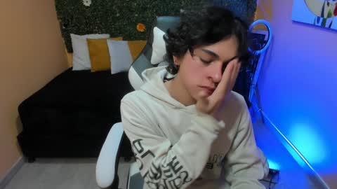 Luke online show from December 2024 08:23:02 PM