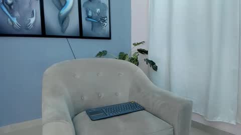 Snapshot of luke_julien chatting on October 2025 06:35:02 AM Luke Julien online show from October 2025 06:35:02 AM