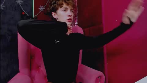 Luke online show from December 2025 11:47:01 AM