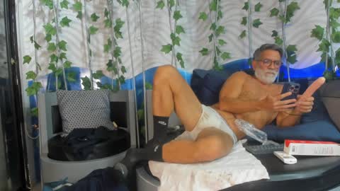 Snapshot of lukecrews chatting on February 2025 10:19:01 PM Luke Crews online show from February 2025 10:19:01 PM