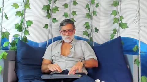 Snapshot of lukecrews chatting on March 2025 06:55:01 PM Luke Crews online show from March 2025 06:55:01 PM