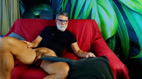 Snapshot of lukecrews chatting on September 2025 07:41:01 PM Luke Crews online show from September 2025 07:41:01 PM