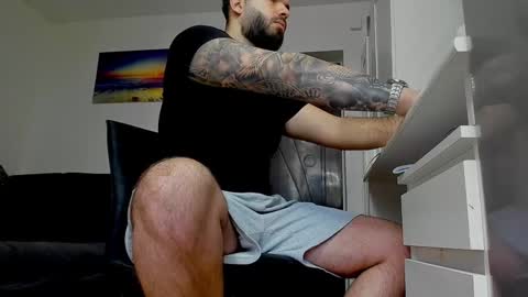 Snapshot of lukedenver chatting on February 2025 07:07:02 AM Luke online show from February 2025 07:07:02 AM