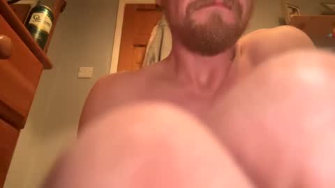 lukeeeeey96 online show from December 2024 04:10:02 AM