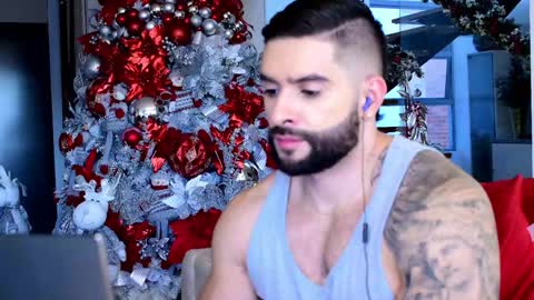 Lukhas f4f online show from December 2024 10:47:01 PM