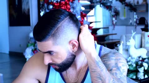 Lukhas f4f online show from January 2025 07:34:01 PM