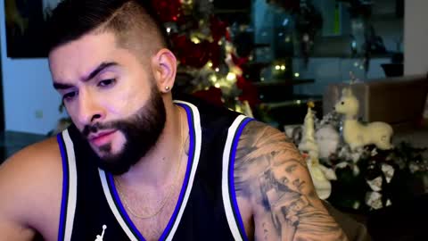 Lukhas f4f online show from January 2025 04:12:02 AM