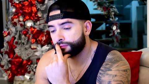 Lukhas f4f online show from January 2025 12:19:02 AM