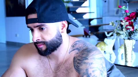 Lukhas f4f online show from January 2025 07:35:01 PM