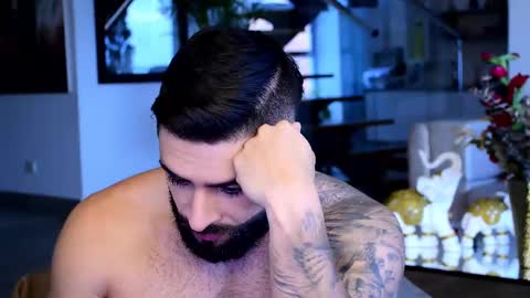 Lukhas f4f online show from February 2025 10:50:02 PM