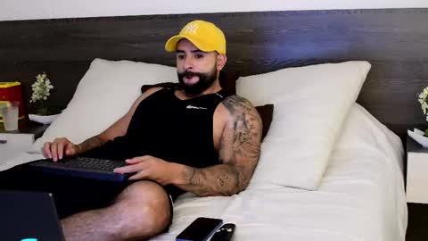 Lukhas f4f online show from September 2025 01:51:02 AM