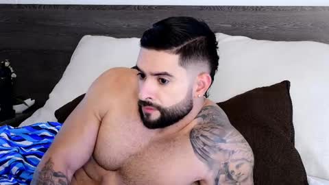 Lukhas f4f online show from September 2025 06:19:02 PM