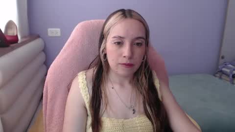 Vicky online show from April 2026 06:42:02 PM