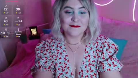 Snapshot of lulovia chatting on June 2026 10:36:02 PM lulovia online show from June 2026 10:36:02 PM
