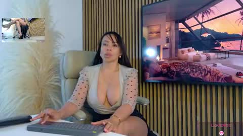 Snapshot of lulu_072 chatting on July 2026 12:15:02 AM lulu online show from July 2026 12:15:02 AM