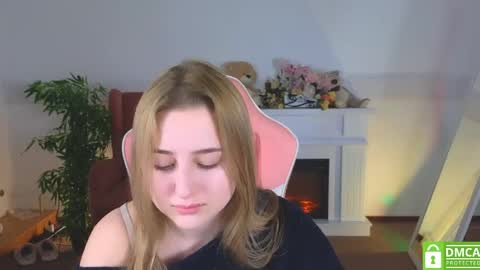 Lily online show from May 2026 09:12:02 PM