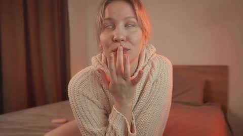 Snapshot of lulu_lovett chatting on December 2024 12:33:02 PM lulu_lovett online show from December 2024 12:33:02 PM