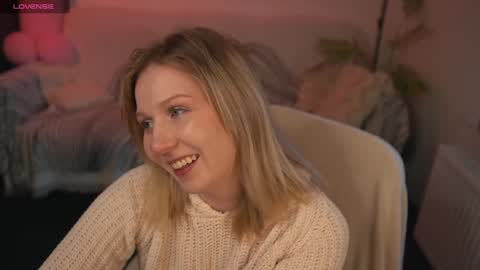 Snapshot of lulu_lovett chatting on February 2025 10:59:02 AM lulu_lovett online show from February 2025 10:59:02 AM