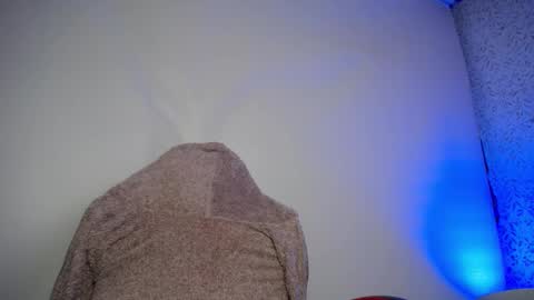 Luly online show from March 2026 03:10:01 AM