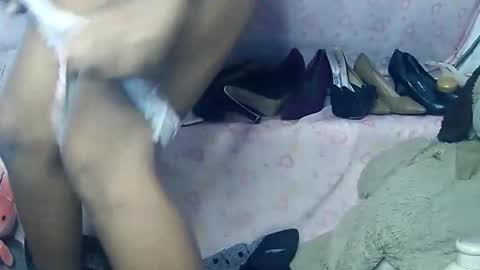 Luna online show from November 2025 06:24:02 AM