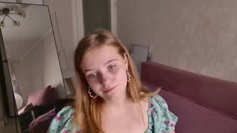 Snapshot of luna404 chatting on August 2026 07:06:01 PM Luna online show from August 2026 07:06:01 PM