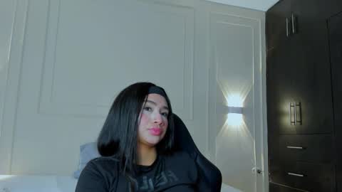 luna and banji online show from February 2026 03:32:02 AM