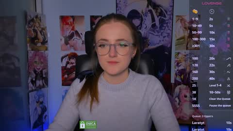 luna_berryy online show from January 2025 02:47:01 AM