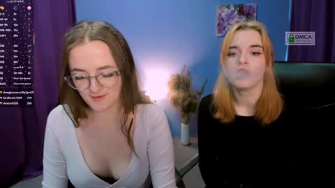 luna_berryy online show from January 2025 11:43:01 PM