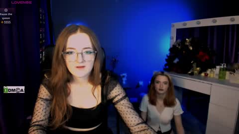 luna_berryy online show from February 2025 02:04:02 AM