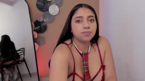 luna_cute14 online show from May 2026 01:40:02 PM