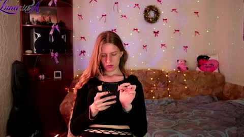 luna_evan online show from May 2026 06:31:02 AM
