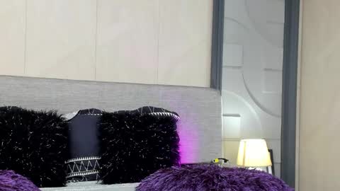 Snapshot of luna_fioree chatting on December 2024 09:53:02 PM  Luna Fioree  online show from December 2024 09:53:02 PM