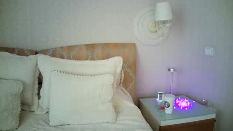 luna_hoti online show from March 2025 11:40:02 AM