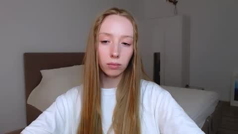 Luna online show from December 2024 03:07:01 AM