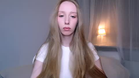 Luna online show from June 2026 10:52:01 PM