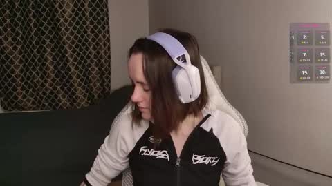 luna_loveeee online show from October 2025 03:45:02 AM