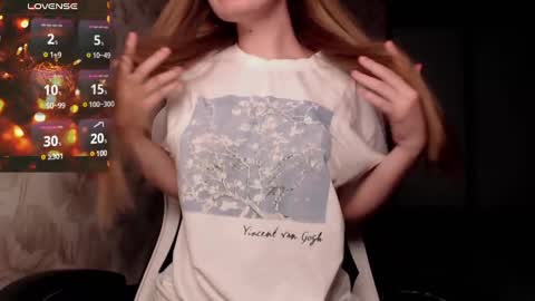 Luna online show from December 2024 01:43:01 PM