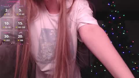 Luna online show from December 2024 08:32:02 PM