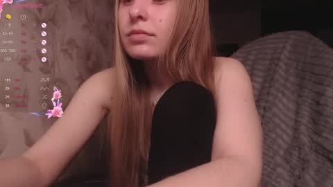 Luna online show from April 2026 07:12:01 PM