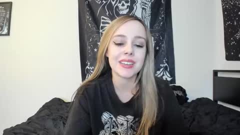 Luna online show from November 2025 05:18:02 AM