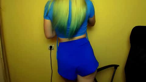 Snapshot of luna_lush_ chatting on January 2025 08:21:01 AM Luna online show from January 2025 08:21:01 AM