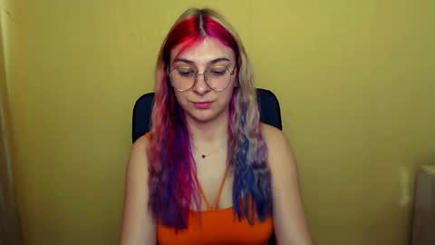 Snapshot of luna_lush_ chatting on February 2025 12:24:01 PM Luna online show from February 2025 12:24:01 PM