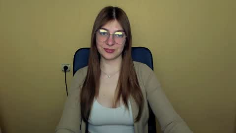 Luna online show from April 2026 09:45:01 AM