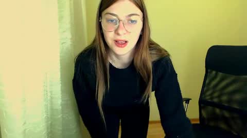 Luna online show from May 2026 09:17:01 AM