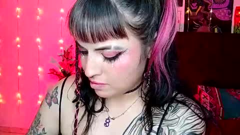 MISS LUNA  online show from December 2024 05:16:02 AM