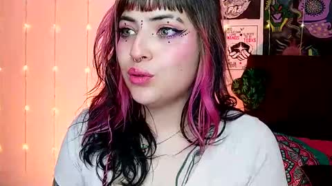 MISS LUNA  online show from December 2024 12:07:02 AM