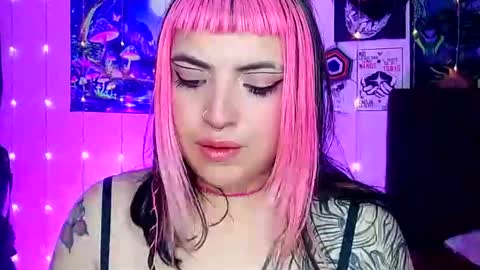 MISS LUNA  online show from February 2025 07:22:01 AM