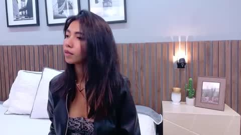 LUNA  online show from March 2026 02:13:01 PM