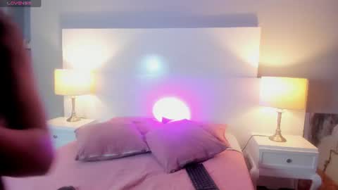 Snapshot of luna_roose1 chatting on June 2026 01:12:02 PM Luna Rosse online show from June 2026 01:12:02 PM